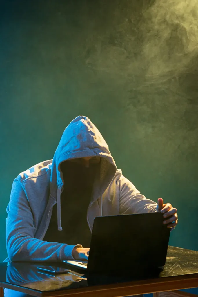 Espiar Teléfono: Mitos, Realidades y Seguridad